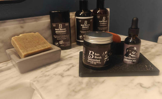 Product Caddy & Beard Primer Reservoir w/ extension and 1, 5 ML oil, custom fit comb, and 1, 1 oz oil of choice